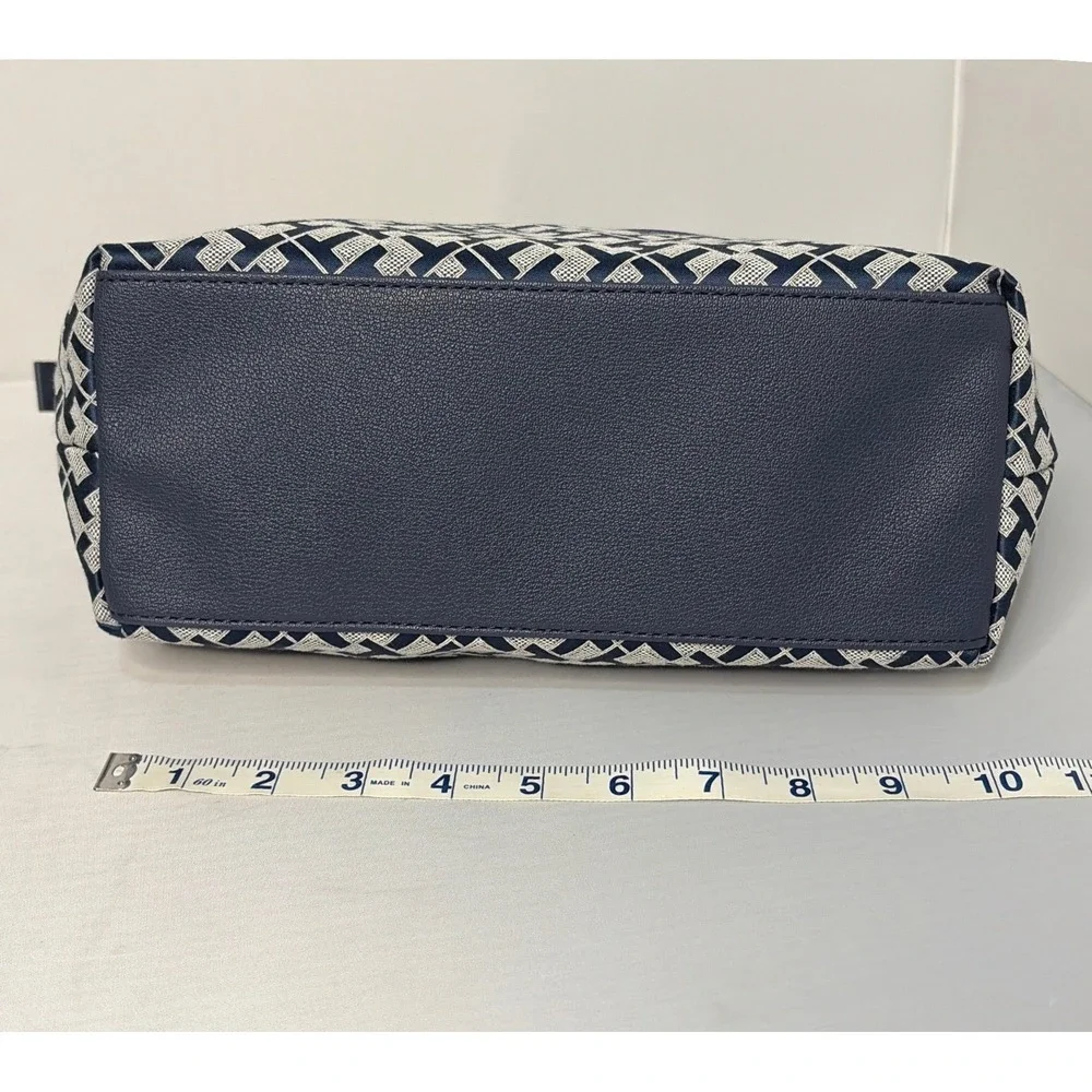 Tommy Hilfiger Navy White Geometric Logo Jacquard Tote Bag Gold Chain Straps